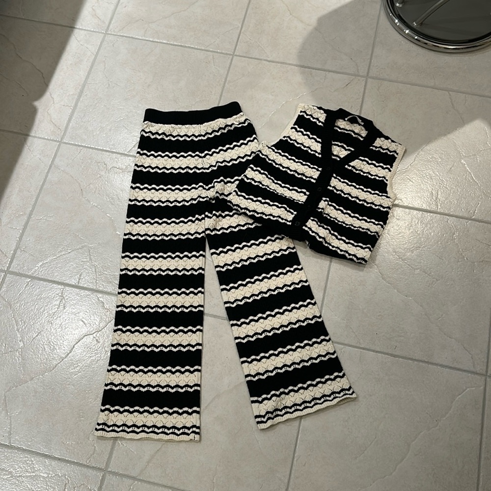 Indi luxe by indikah Australia vest and pant knit set